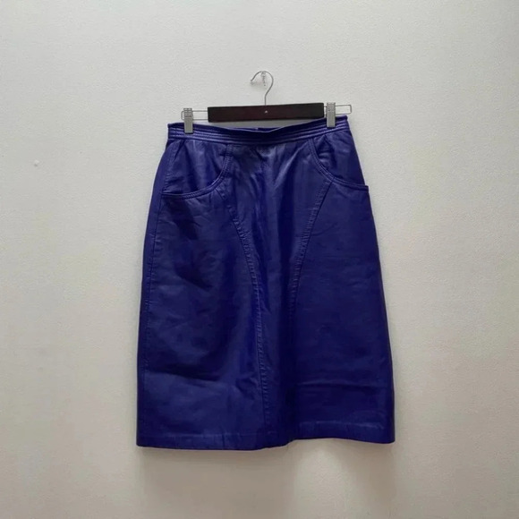 Vintage - 1980’s Purple Leather Skirt - Picture 3 of 9